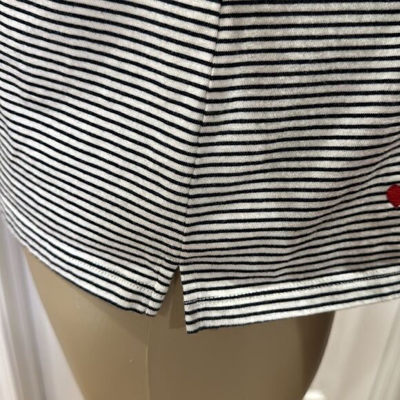 TALBOTS CREWNECK TEE-EMBELLISHED HEARTS - Picture 5 of 8